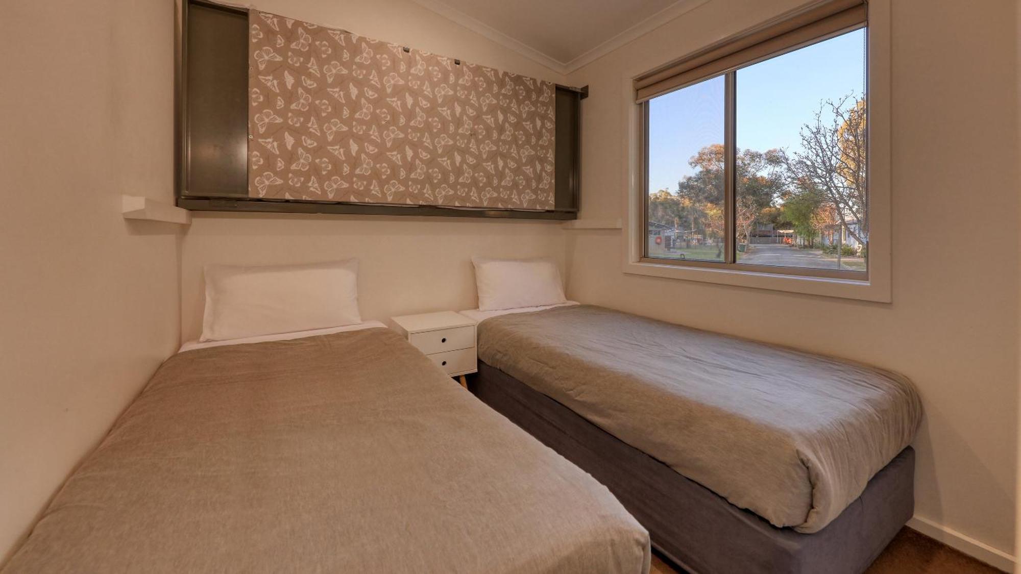Deniliquin Riverside Caravan Park Экстерьер фото