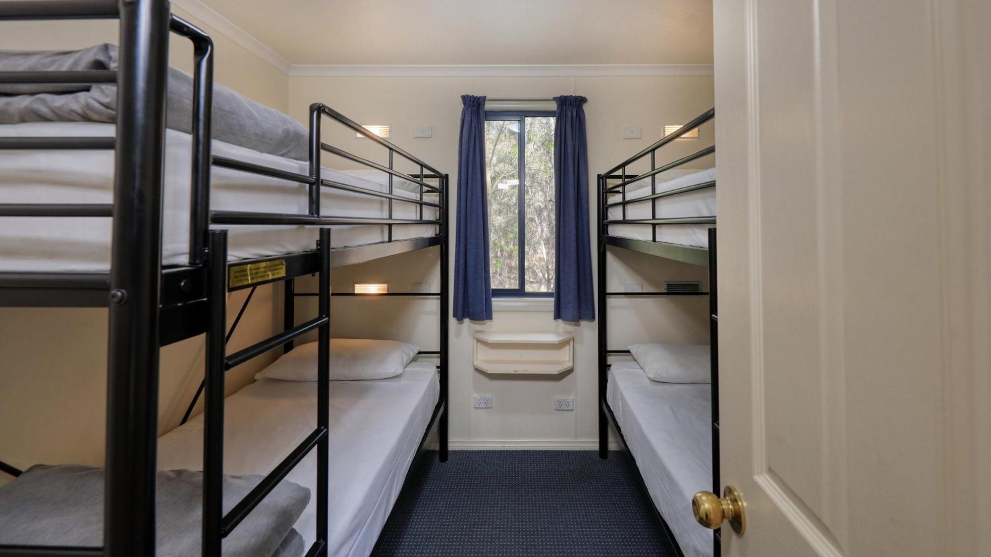 Deniliquin Riverside Caravan Park Экстерьер фото